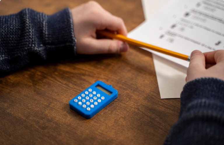 Simple Ways to Understand Percentage Changes in Everyday Numbers
